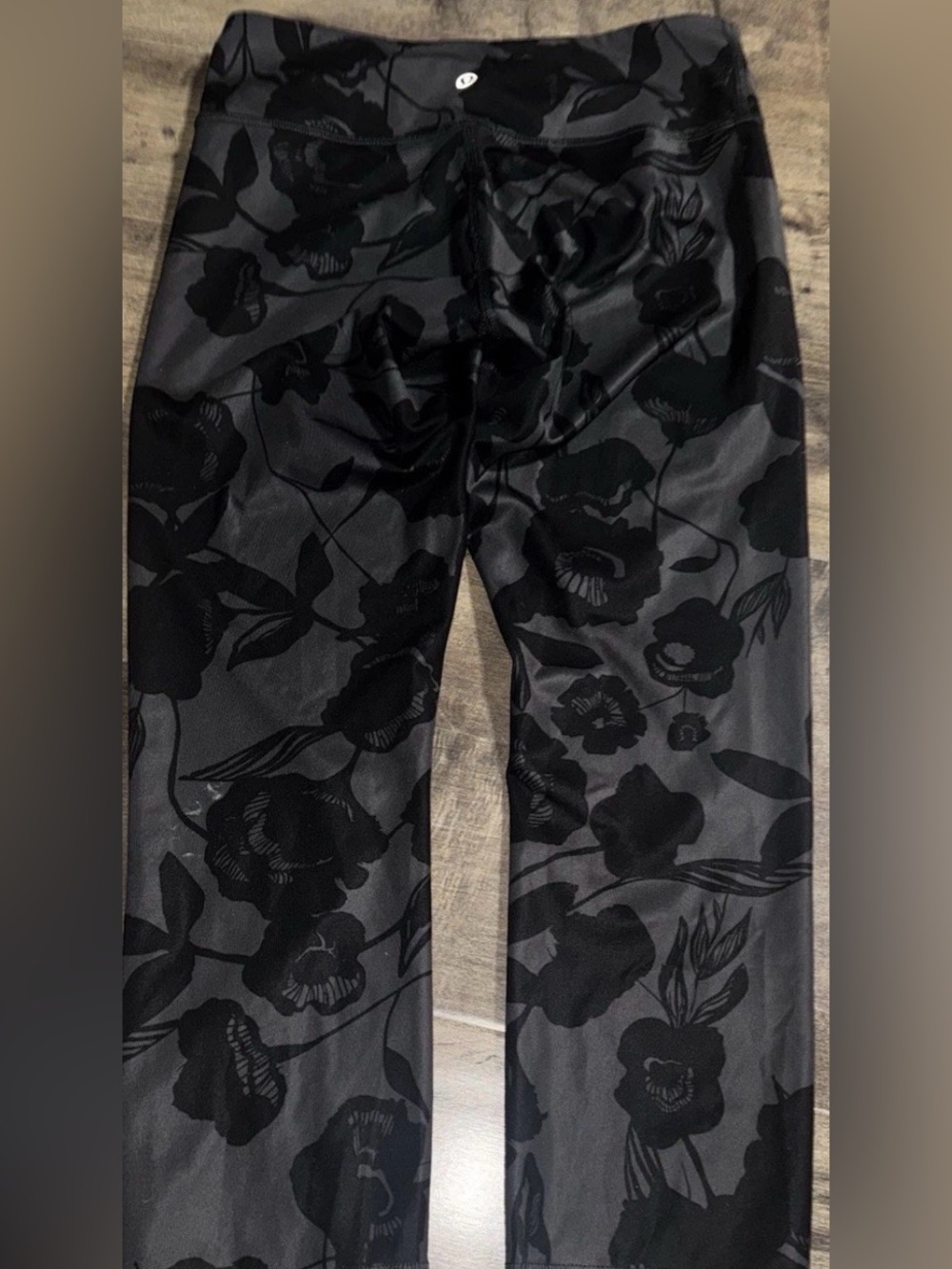 Lululemon Wunder Under Crop Luxtreme Inky Floral Black Sz 4 Cropped Legging - Picture 5 of 7